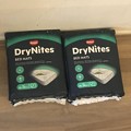 DryNites ベッド用シート　　一袋１２ユーロ