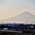 夕暮れ富士山と新宿さざなみ