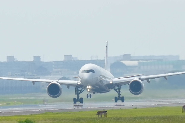 大空へ　日本航空　A350-900