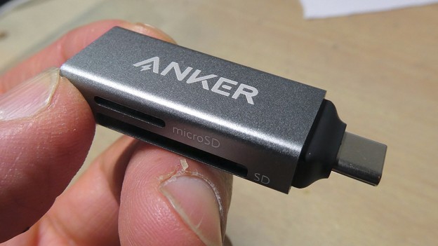 Anker USB-C 2-in-1 Card Reader - 8