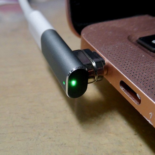 Macbook Air・ProをMagsafe化できる「Sisyphy Magsafe 磁気 マグネット USB-Cアダプター（9ピン）」 - 7