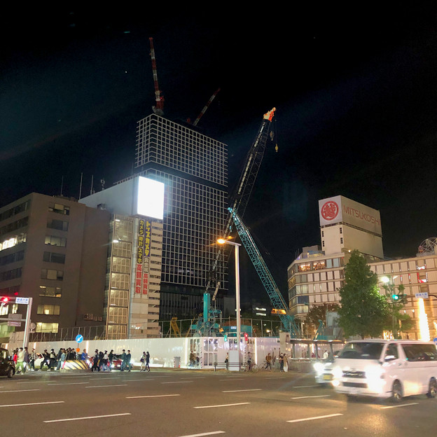 建設工事中の栄広場