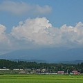 入道雲が山にかかった景色（8月5日）