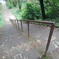 Photos: 烏ヶ森公園の丘の急な下り階段（8月12日）