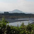 Photos: 丘の上から見えた日光の山と鬼怒川（10月15日）