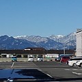 Photos: 駐車場の奥の山（1月2日）