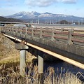 Photos: 高原山と古びた橋（1月13日）
