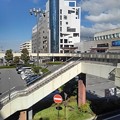 Photos: 駅前ホテルのビルもある景色（10月14日）