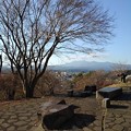 Photos: 長峰公園の丘の上の石畳（12月10日）