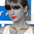 Photos: Beautiful Blue Eyes of Taylor Swift(11211)