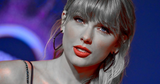 Beautiful Blue Eyes of Taylor Swift(11229)