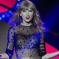 Photos: Beautiful Blue Eyes of Taylor Swift(11252)