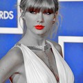 Beautiful Blue Eyes of Taylor Swift(11279)