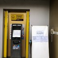 Photos: 使えない銀行ATM (6)