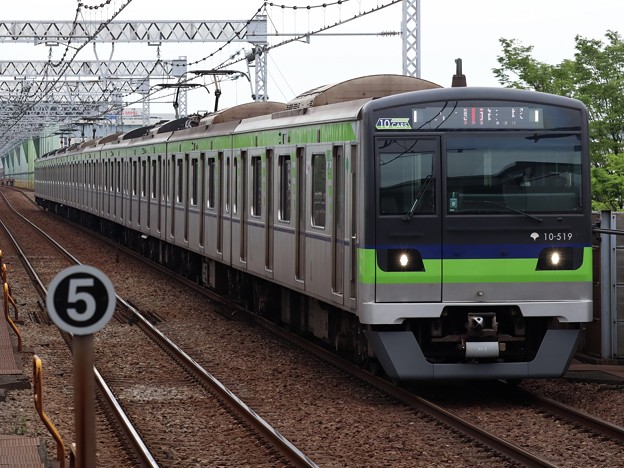 都営新宿線10-300形　10-510F