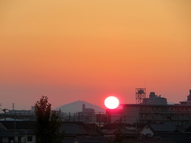 おっこ山と朝日（３）