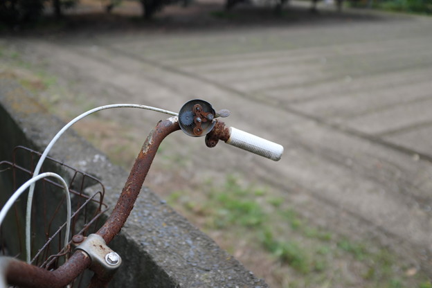 Photos: 畑の自転車
