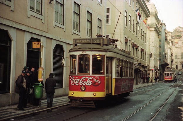 19990102リスボンのトラム続行
