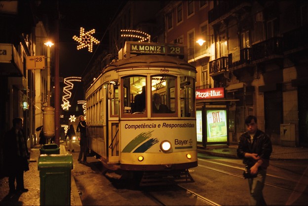 19990102夜のトラム＠リスボン