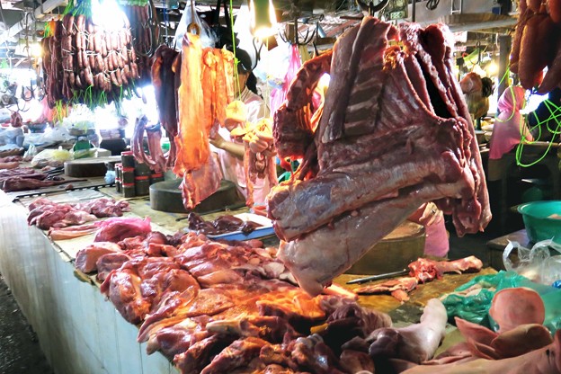 Photos: 肉売り場