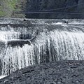 Photos: 吹き割りの滝