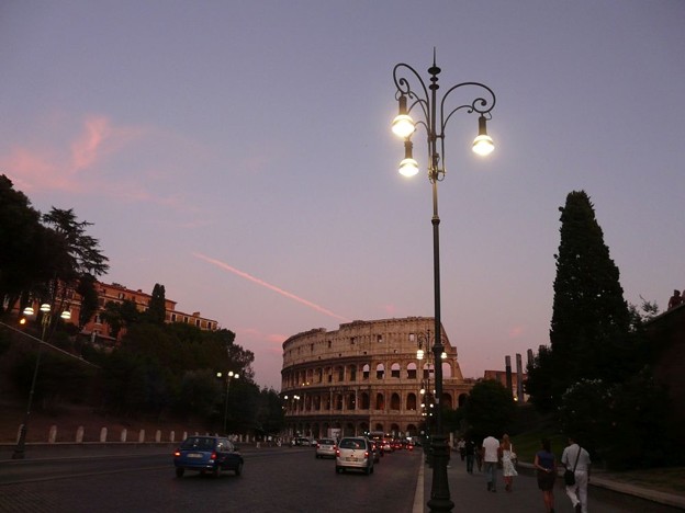 夕日のコロッセオ