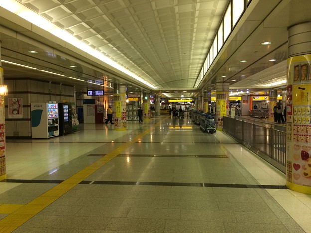 成田空港駅７