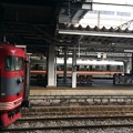 Photos: 長野駅22　～第三セクターと特急しなの～