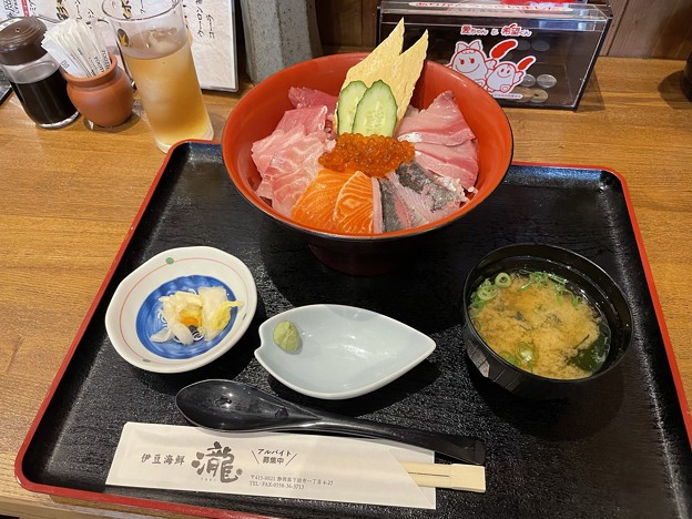 下田４　～瀧　ランチ　海鮮丼～