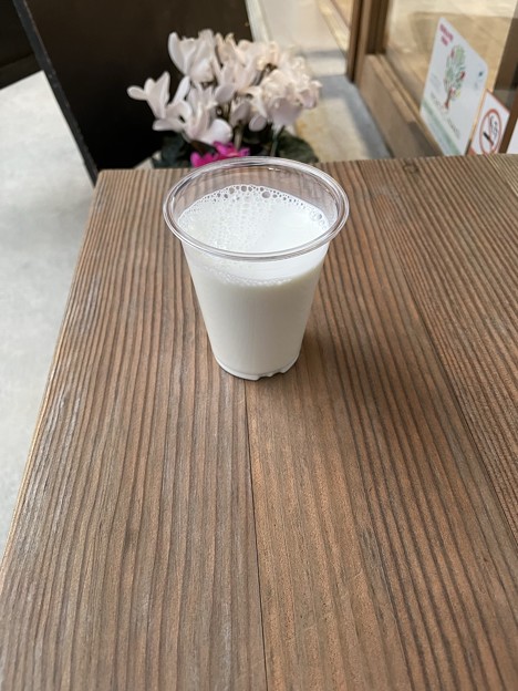 武井牧場の牛乳