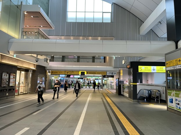 川崎駅３
