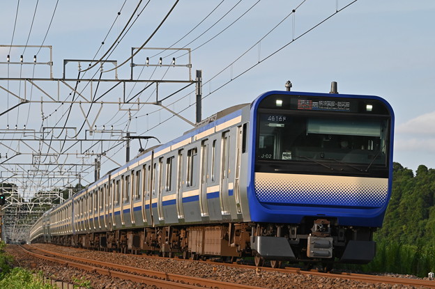 総武線快速列車 (E235系)