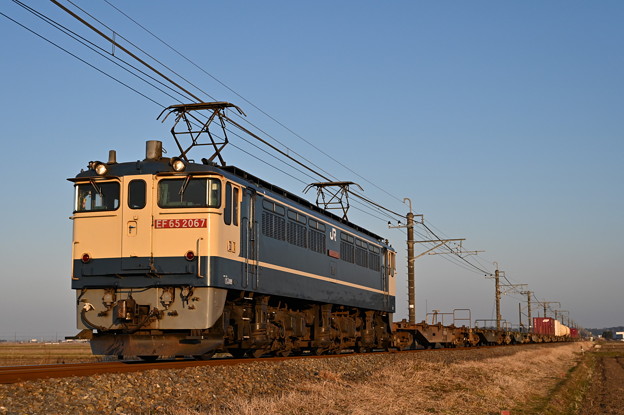 貨物列車 1092レ (EF652067)