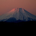 富士山頂に朝陽が届き始めました（元日）