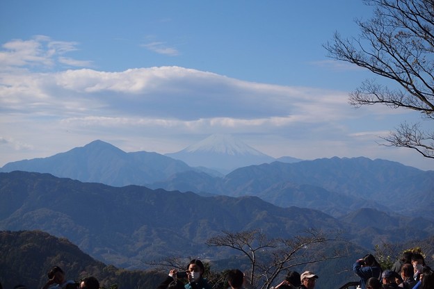 高尾山頂より富士山 (1)