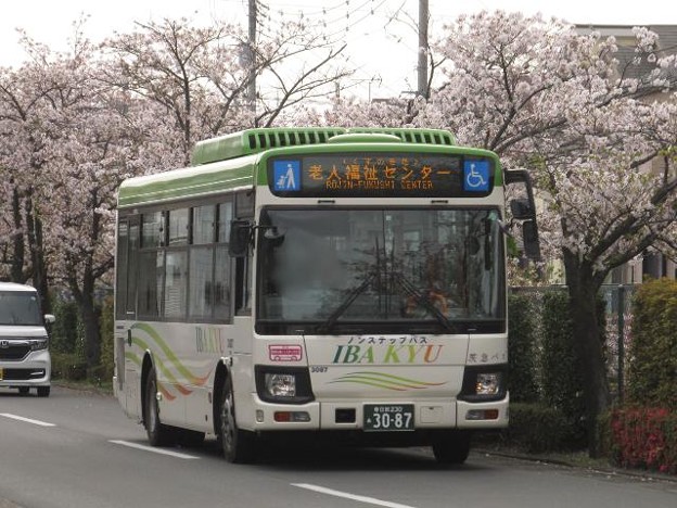 Photos: 【茨城急行バス】 3087号車