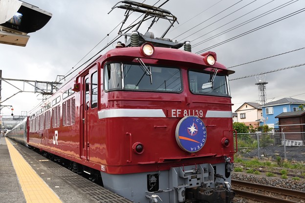 EF81 139牽引E26系カシオペア紀行号雀宮2番発車