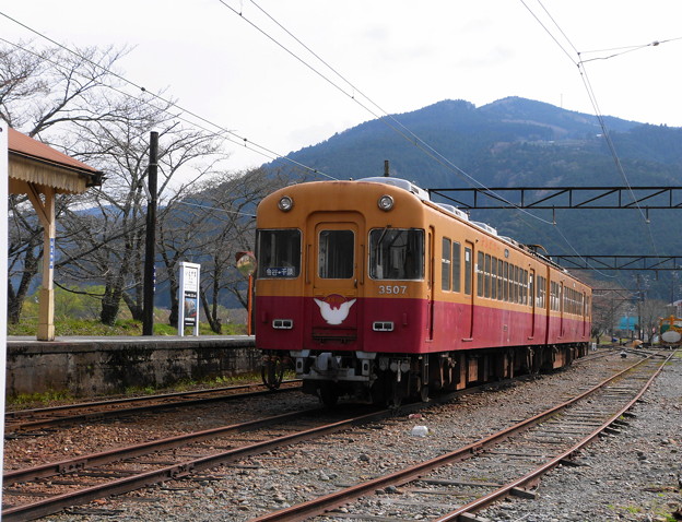 160329_37_列車(家山駅) (1)