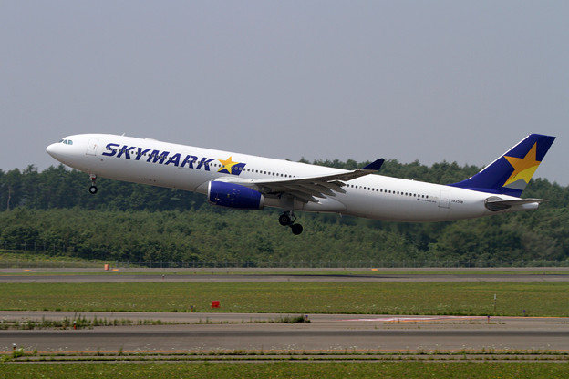 A330-300 JA330B Skymark CTS 2014.08