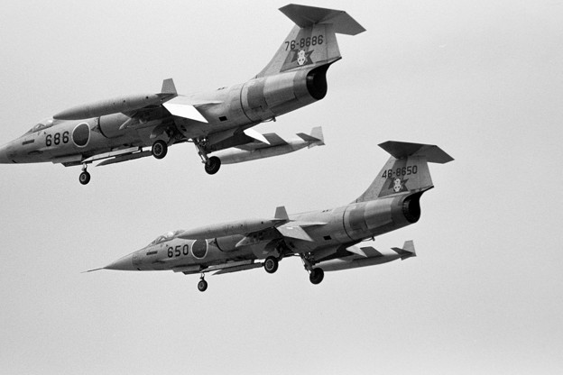 F-104J 46-8650+686 203sq 千歳基地 1980.07