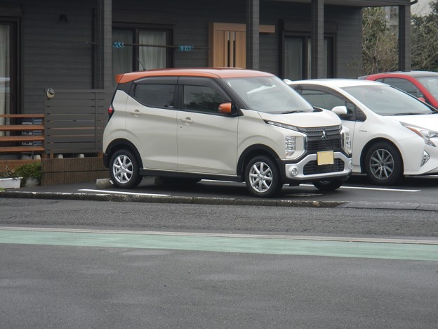 Mitsubishi ek Cross (k-car)