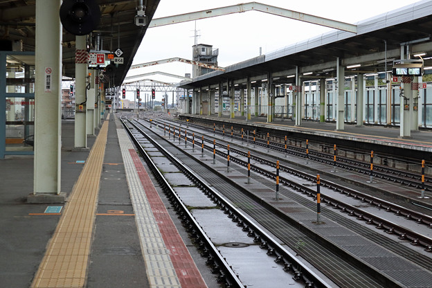 架線のない鳥取駅