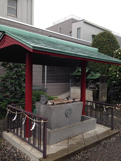 Photos: 簸川神社（文京区千石2丁目）手水舎