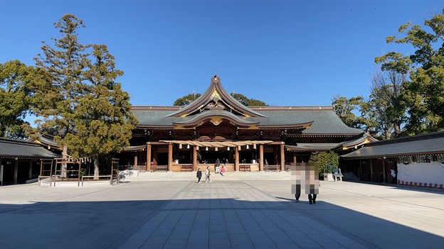 寒川神社（神奈川県高座郡）拝殿