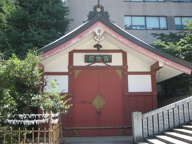 花園神社（新宿5丁目）宝物殿
