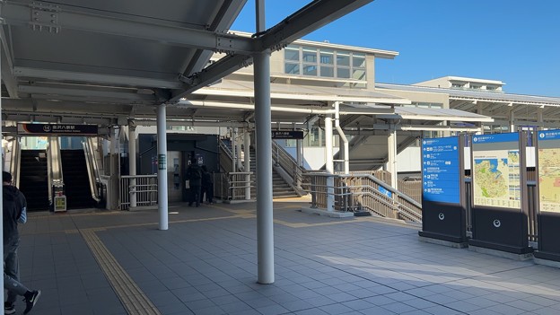 金沢シーサイドライン 金沢八景駅（横浜市金沢区）