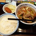 Photos: 山田うどん 野菜そば ライス中 カニクリームコロッケ