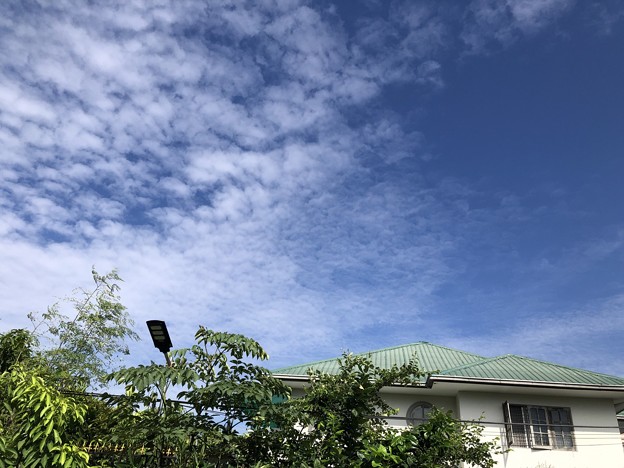ヤンゴン青い空