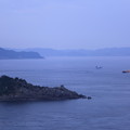Photos: 小さな島  　鳴門海峡