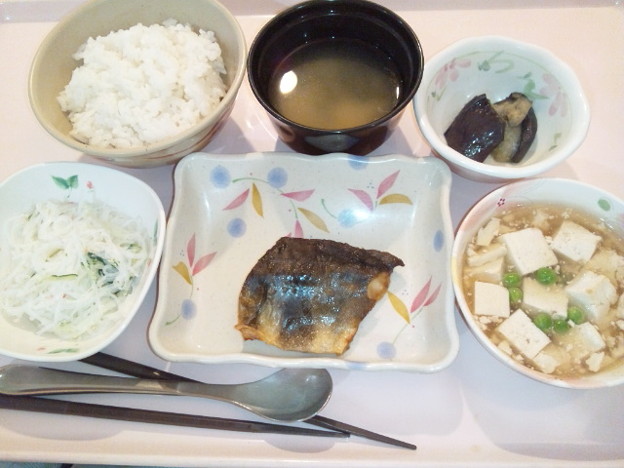 Photos: １０月２４日夕食(ほっけの塩焼き) #病院食